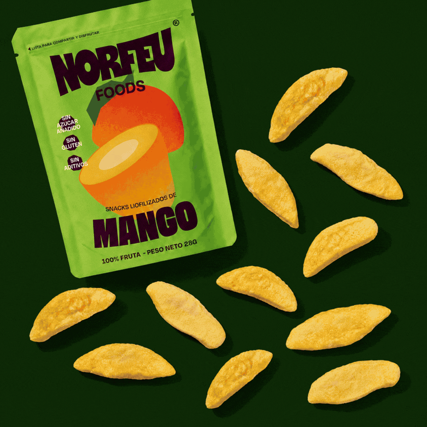 Snack de fruta liofilizada Norfeu Foods en movimiento
